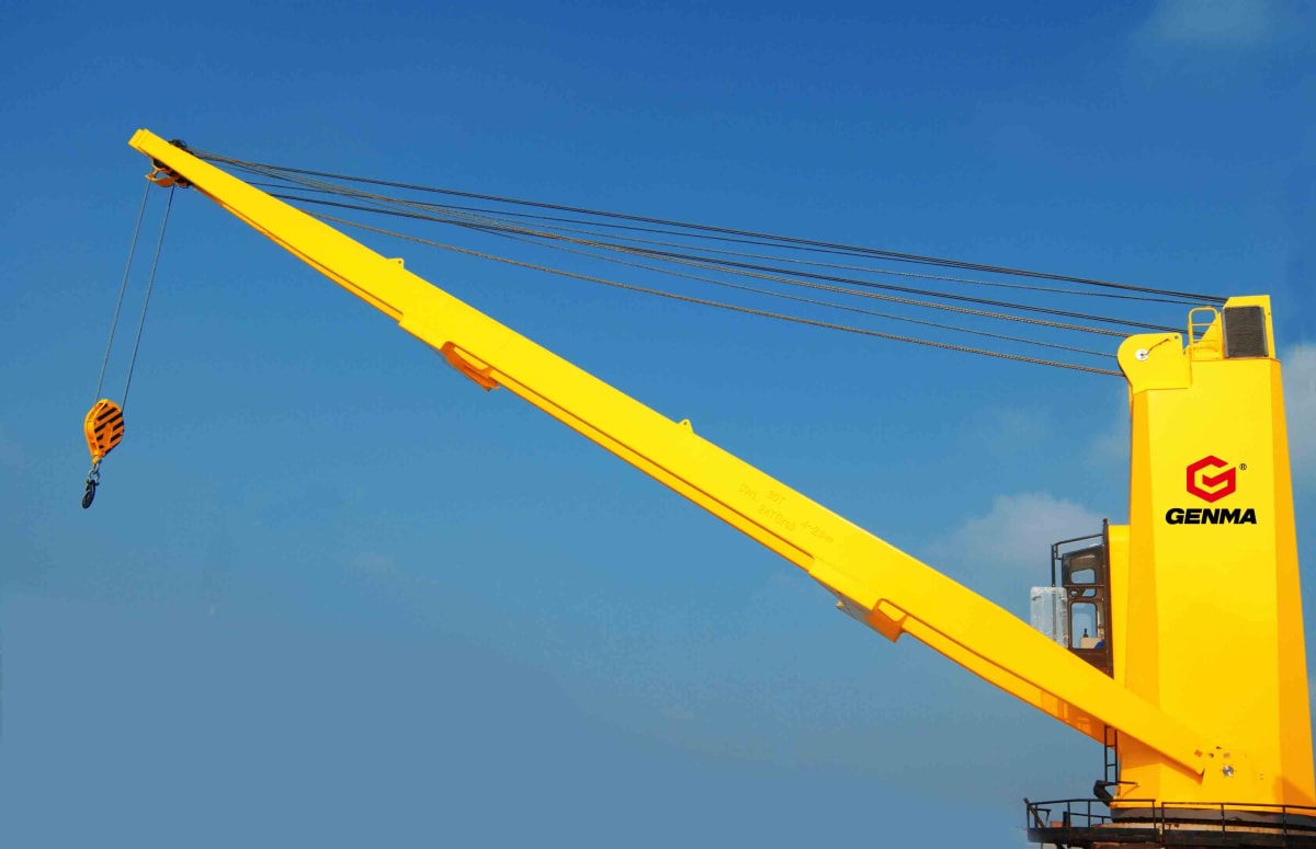 Travelling Cargo Crane / Fixed Cargo Crane  2